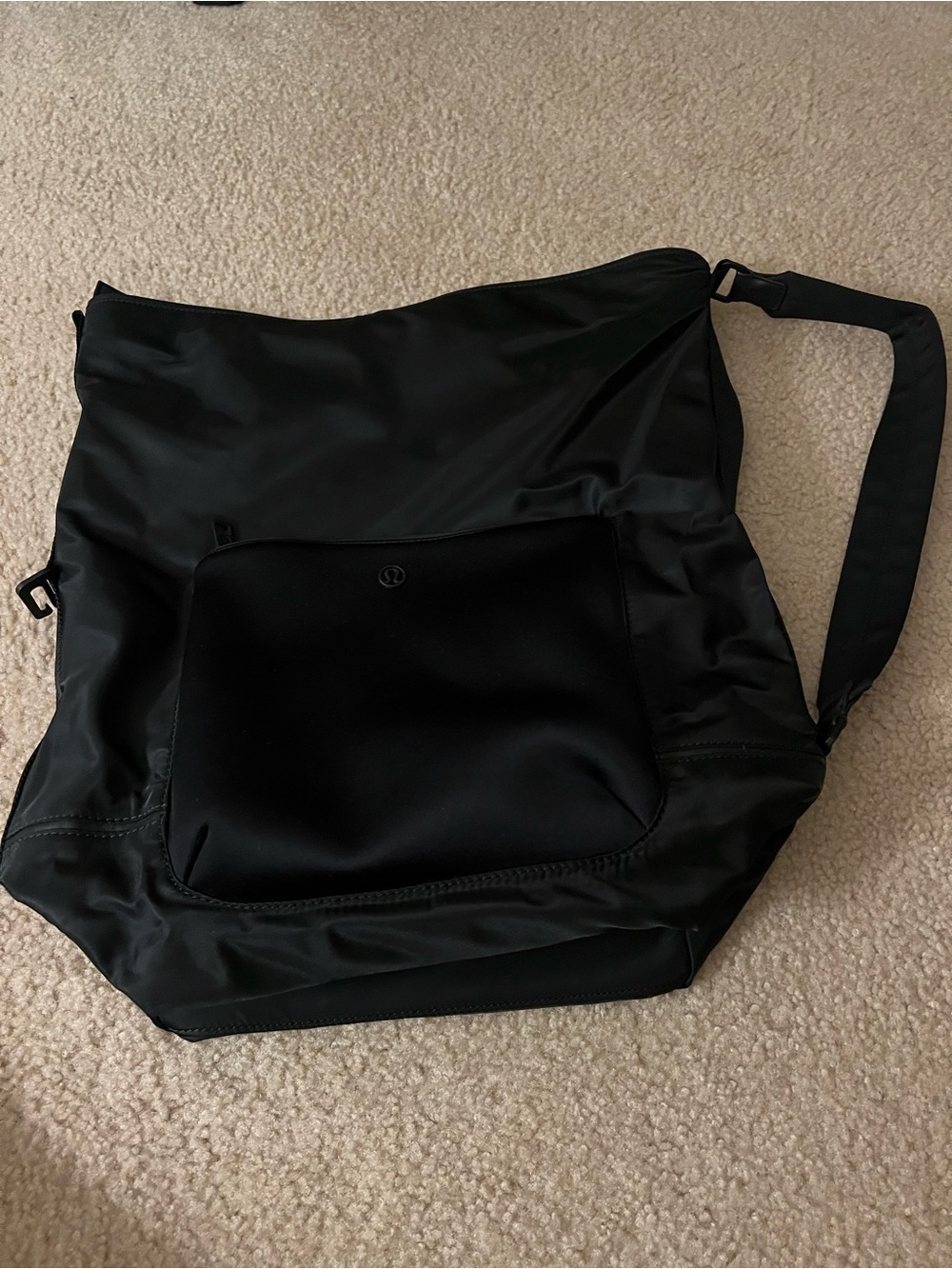 lululemon athletica Black All Set Hobo Shoulder Bag - Picture 4 of 6